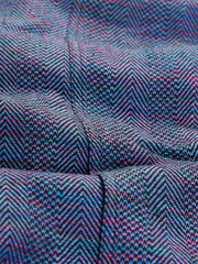 veste tyrol ajustée en soie indienne chamarrée violette, bleu, vert sur rose