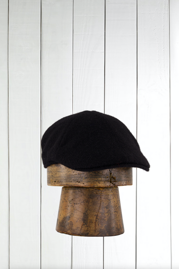 black harris tweed cap