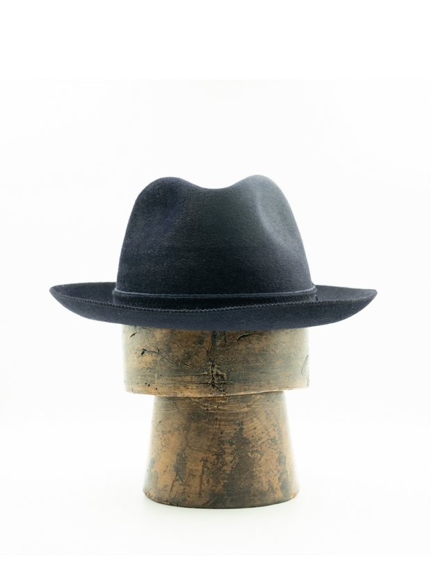 Water-repellent navy cashmere felt hat