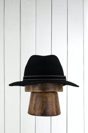 water-repellent black wool felt hat