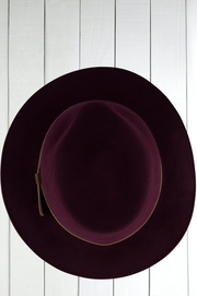 water-repellent plum wool felt hat