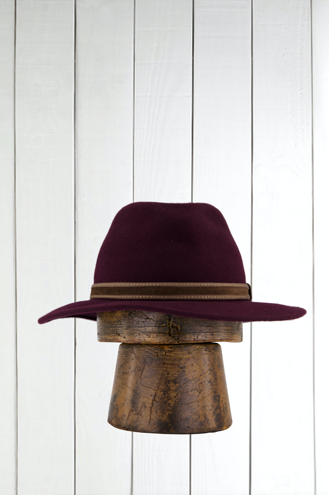Chapeau Femme Blumarine – Laine Et Acrylique Violet – Italie – Neuf Avec étiquettes