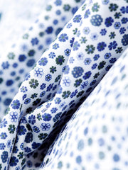 chemise deauville à col mao et à manches courtes en coton à fleurs bleues