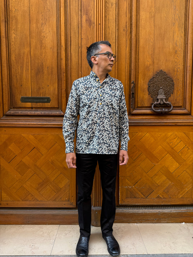 pre-sale Liberty® cotton mao-collar shirt with white floral print 