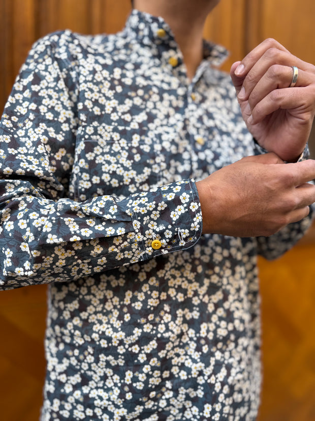 pre-sale Liberty® cotton mao-collar shirt with white floral print 
