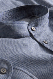 chemise col mao en coton bleuté à rayures grises