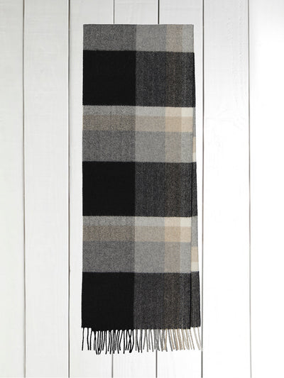 wool and cashmere scarf with large black checks