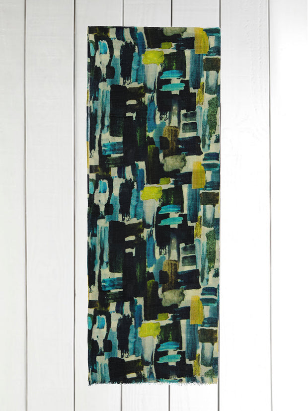 blue lambswool stole in homage to de Staël