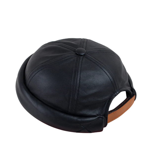 Miki docker beanie by Béton Ciré in black leather 