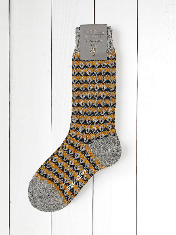 chunky scott-nichol socks in grey fleck silk and merino