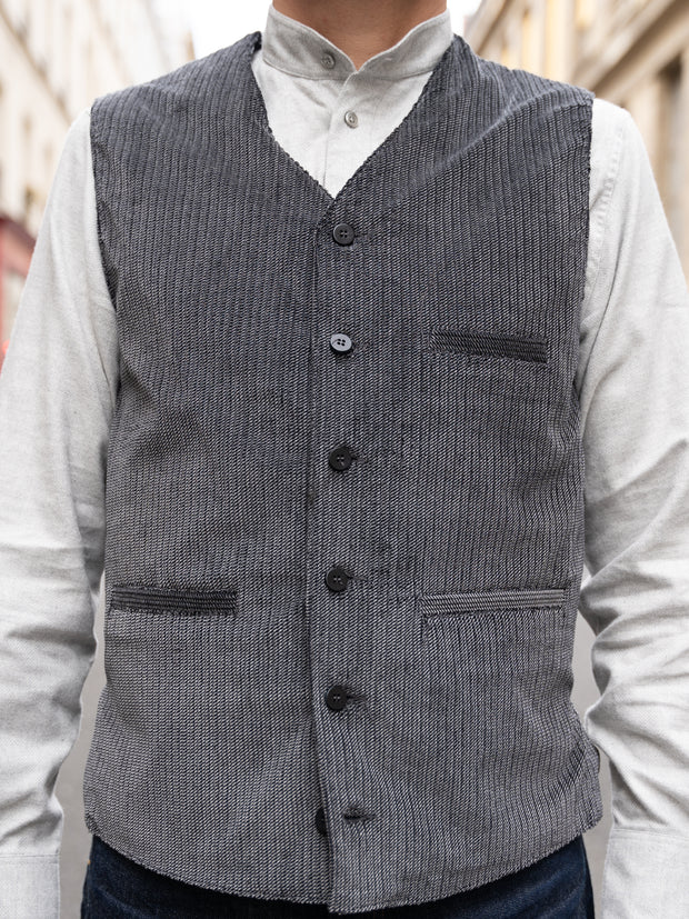 stretch velvet with fine stripes piped-pocket waistcoat