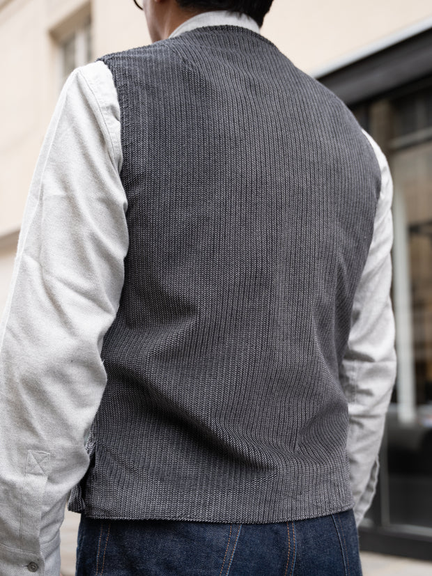 stretch velvet with fine stripes piped-pocket waistcoat