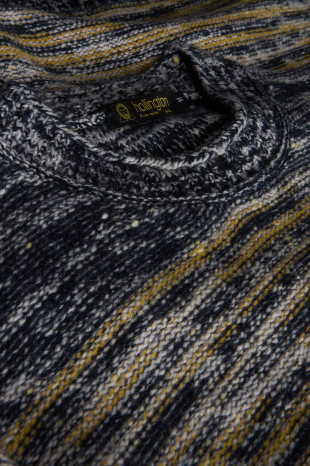 pull Inis Meain à col cheminée en laine et cachemire à rayures irrégulières marine et jaune