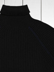 inis meáin turtleneck jumper in black merino wool and cashmere