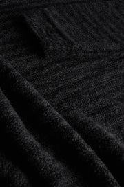 pull Inis Meain à col cheminée en laine et cachemire à rayures irrégulières baltique