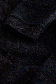 pull Inis Meain à col cheminée en laine et cachemire à rayures irrégulières bleu d'hiver