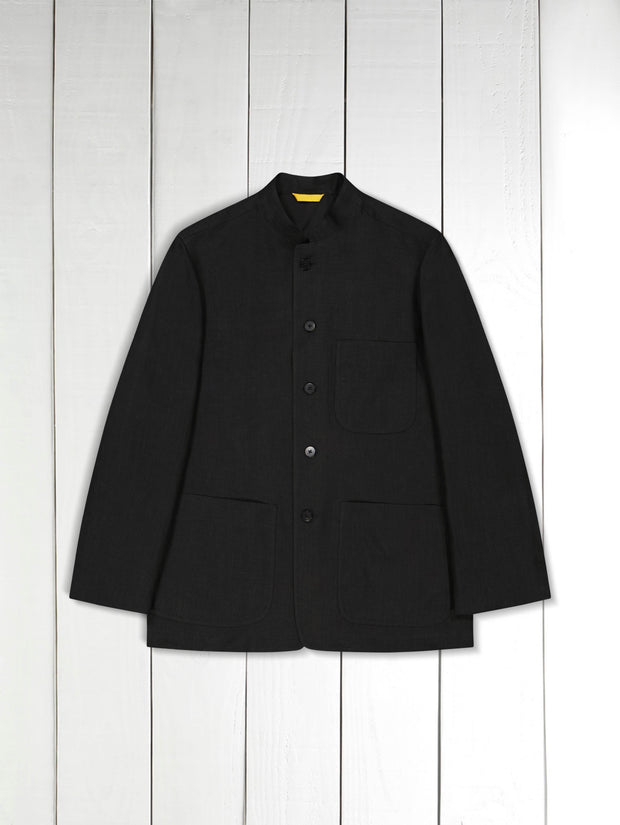 fitted tyrol jacket in a very light pure linen black canvas