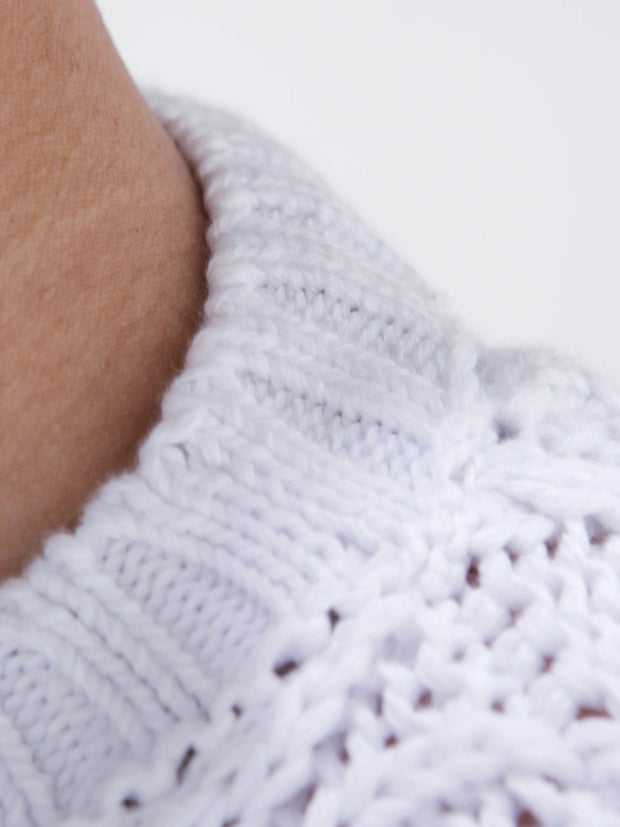 round neck sweater "patented aran pattern" in white cotton inis meáin