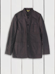 La soie shantung noire : une exclusivité hollington